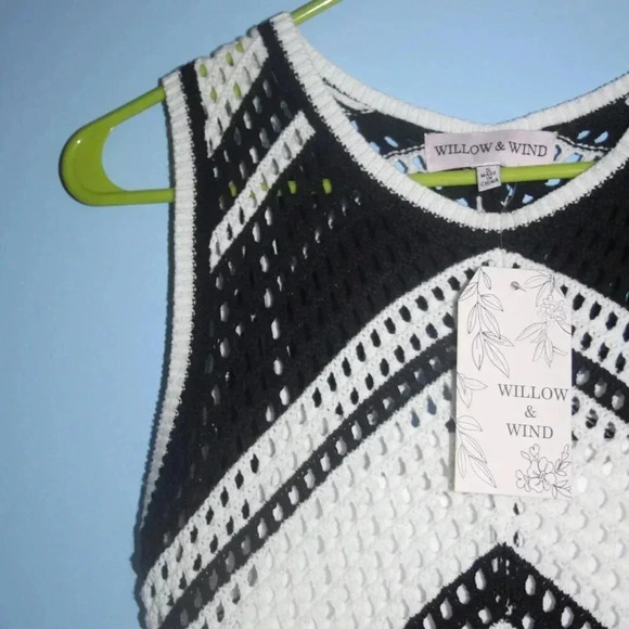 Willow & Wind Black & Ivory Sleeveless Crochet Dress with White Lining Size Sm - Picture 6 of 16